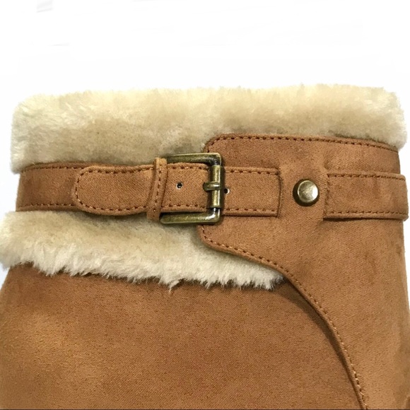 NIB Liz Claiborne Scrappy Heeled Ankle Booties - Picture 6 of 16